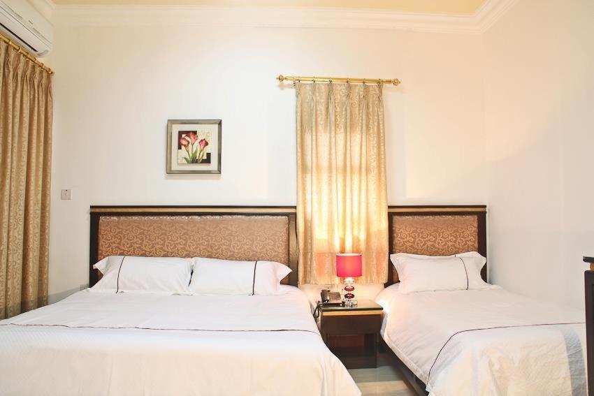 Golden Rose Hotel Akaba Zimmer foto